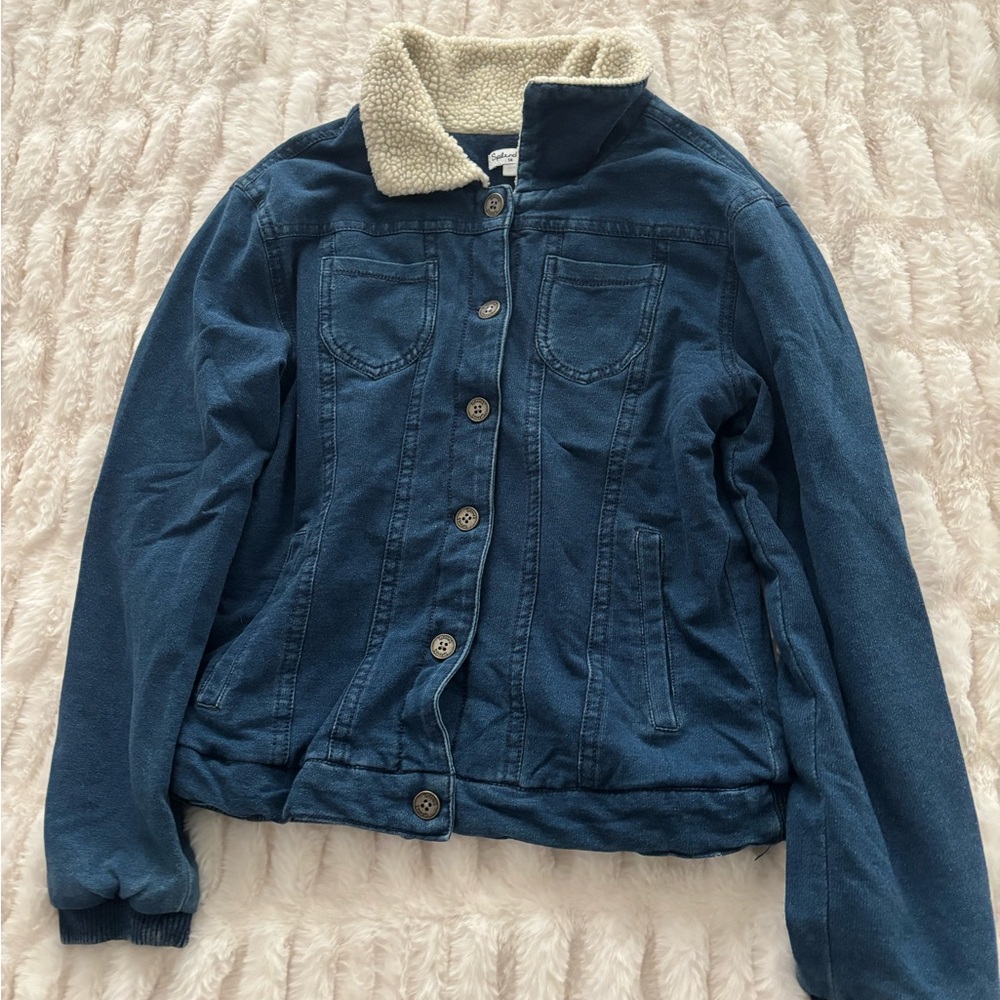 Splendid Blue Jean Jacket with Contrasting Collar
